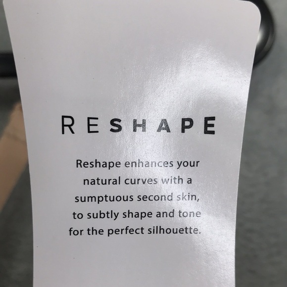 Wacoal Red Carpet  Medium Control Convertible Bodysuit Size 38D New - Picture 4 of 12